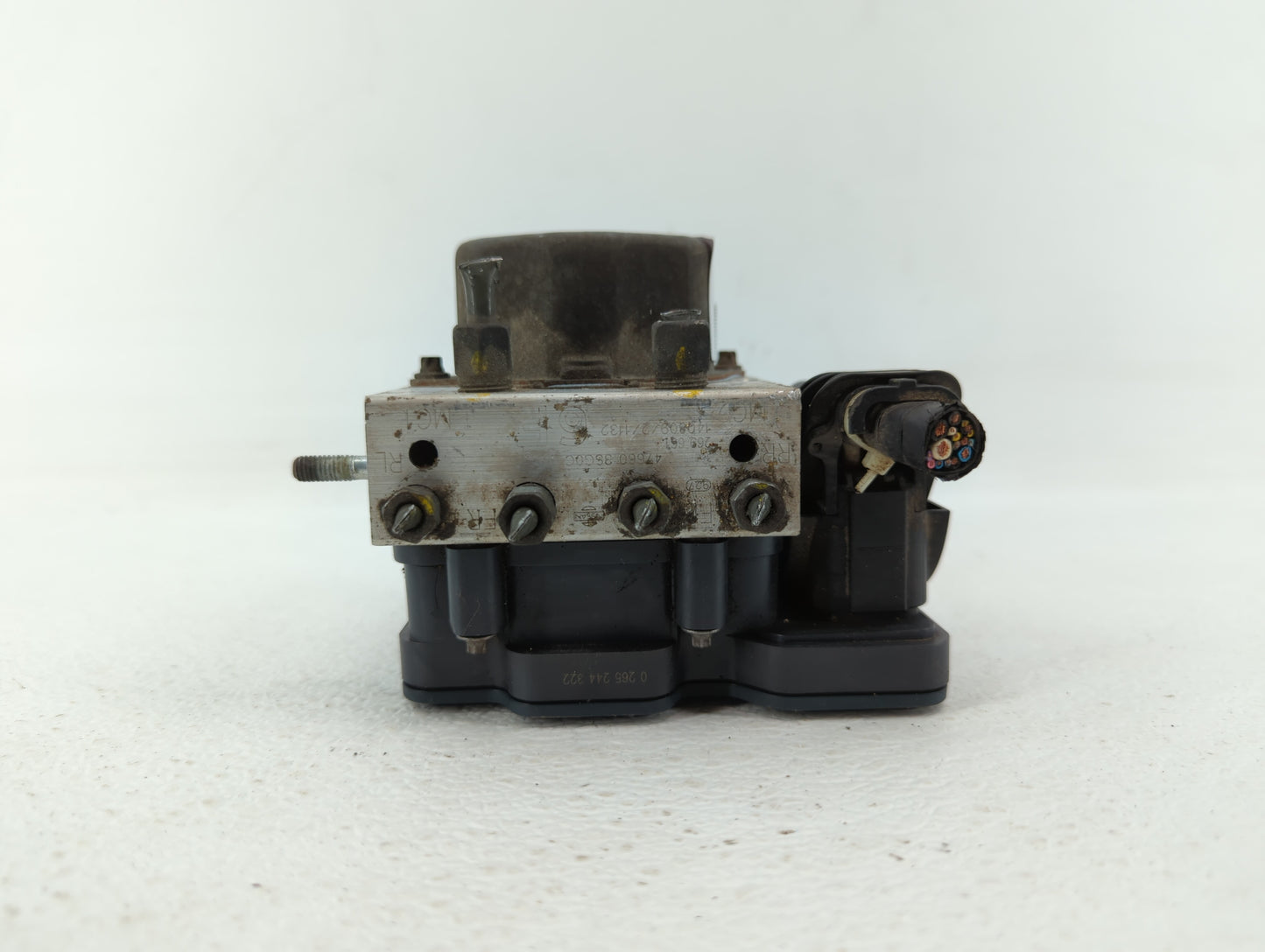 2014-2015 Nissan Sentra ABS Pump Control Module Replacement P/N:47660 5UD0C 47660 3SG0C Fits Fits 2014 2015 OEM Used Auto Pa