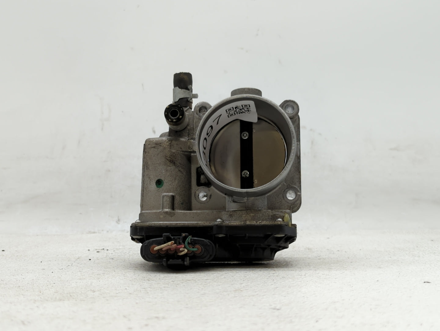 2013-2019 Nissan Sentra Throttle Body P/N:3RA60-01 C 3RA60-01 E, 3RA60-01 D Fits Fits 2013 2014 2015 2016 2017 2018 2019 OEM