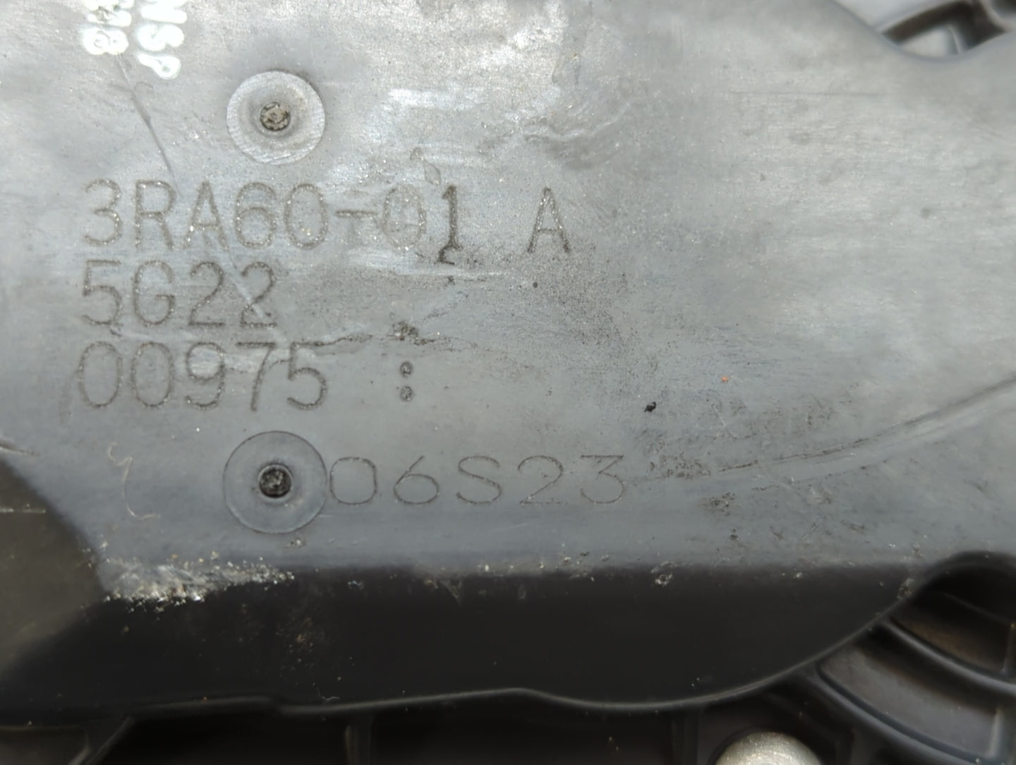 2013-2019 Nissan Sentra Throttle Body P/N:3RA60-01 C 3RA60-01 E, 3RA60-01 D Fits Fits 2013 2014 2015 2016 2017 2018 2019 OEM
