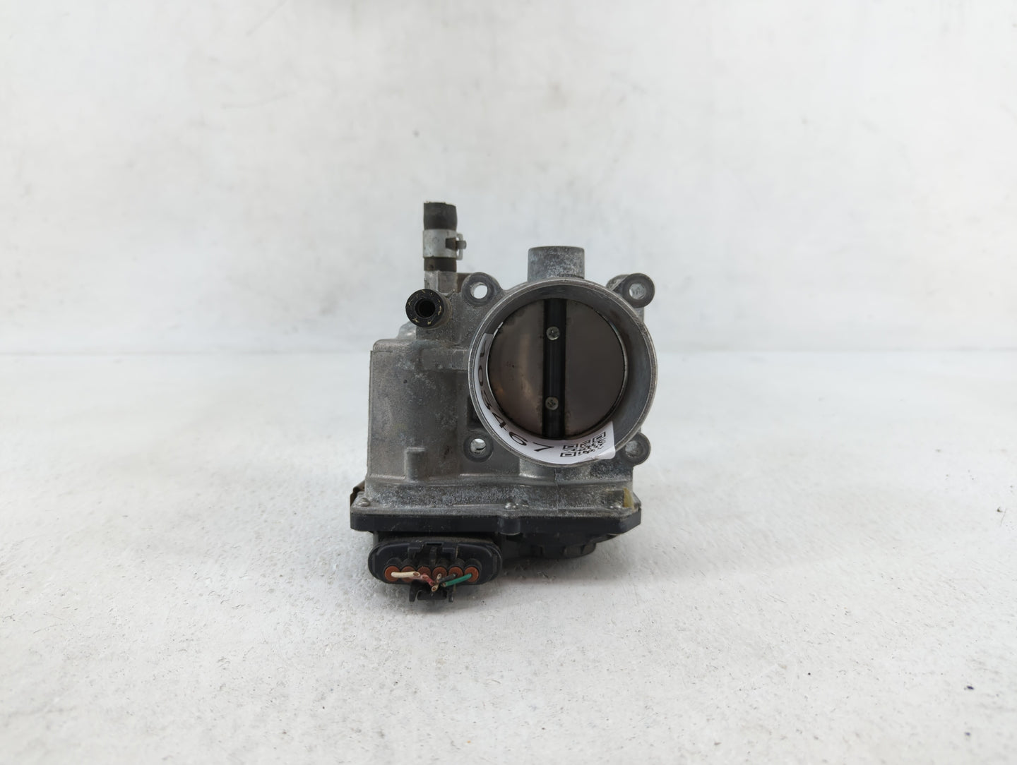 2013-2019 Nissan Sentra Throttle Body P/N:3RA60-01 C 3RA60-01 E, 3RA60-01 D Fits Fits 2013 2014 2015 2016 2017 2018 2019 OEM