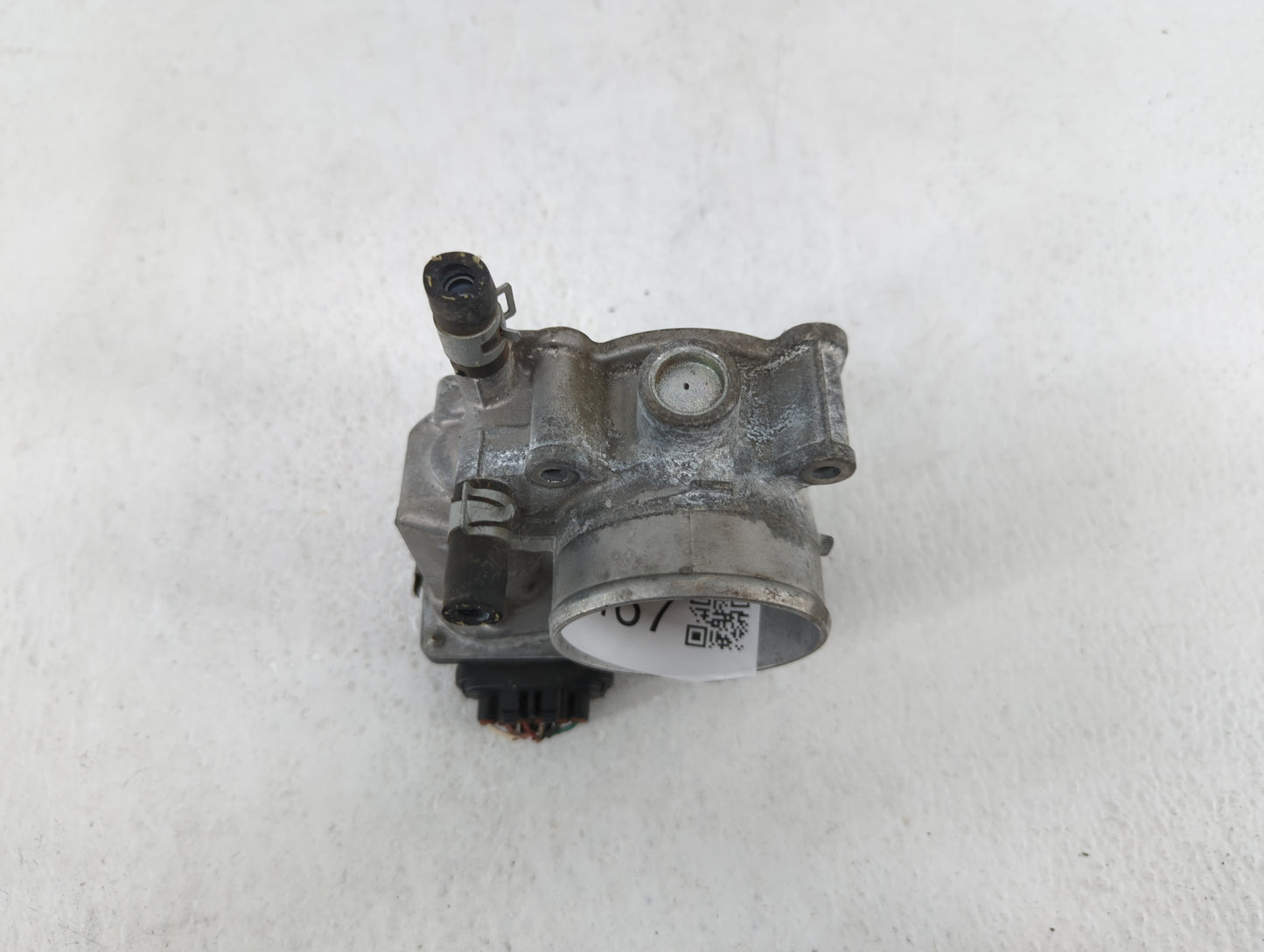 2013-2019 Nissan Sentra Throttle Body P/N:3RA60-01 C 3RA60-01 E, 3RA60-01 D Fits Fits 2013 2014 2015 2016 2017 2018 2019 OEM