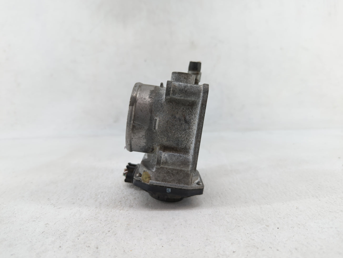 2013-2019 Nissan Sentra Throttle Body P/N:3RA60-01 C 3RA60-01 E, 3RA60-01 D Fits Fits 2013 2014 2015 2016 2017 2018 2019 OEM