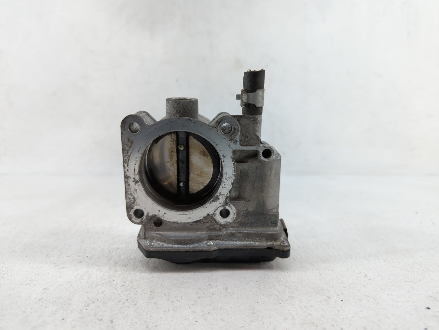 2013-2019 Nissan Sentra Throttle Body P/N:3RA60-01 C 3RA60-01 E, 3RA60-01 D Fits Fits 2013 2014 2015 2016 2017 2018 2019 OEM