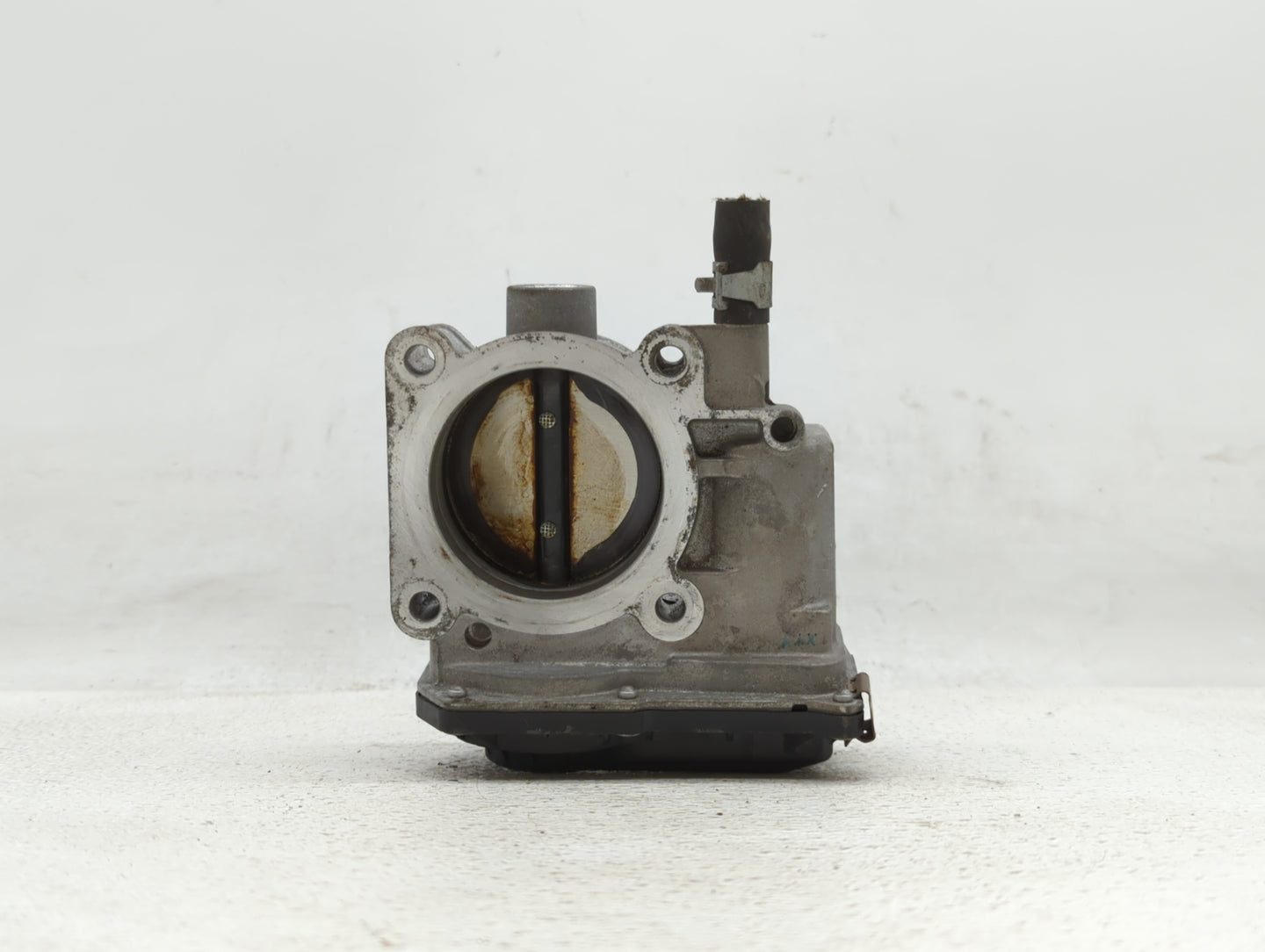 2013-2019 Nissan Sentra Throttle Body P/N:3RA60-01 C 3RA60-01 E, 3RA60-01 D Fits Fits 2013 2014 2015 2016 2017 2018 2019 OEM
