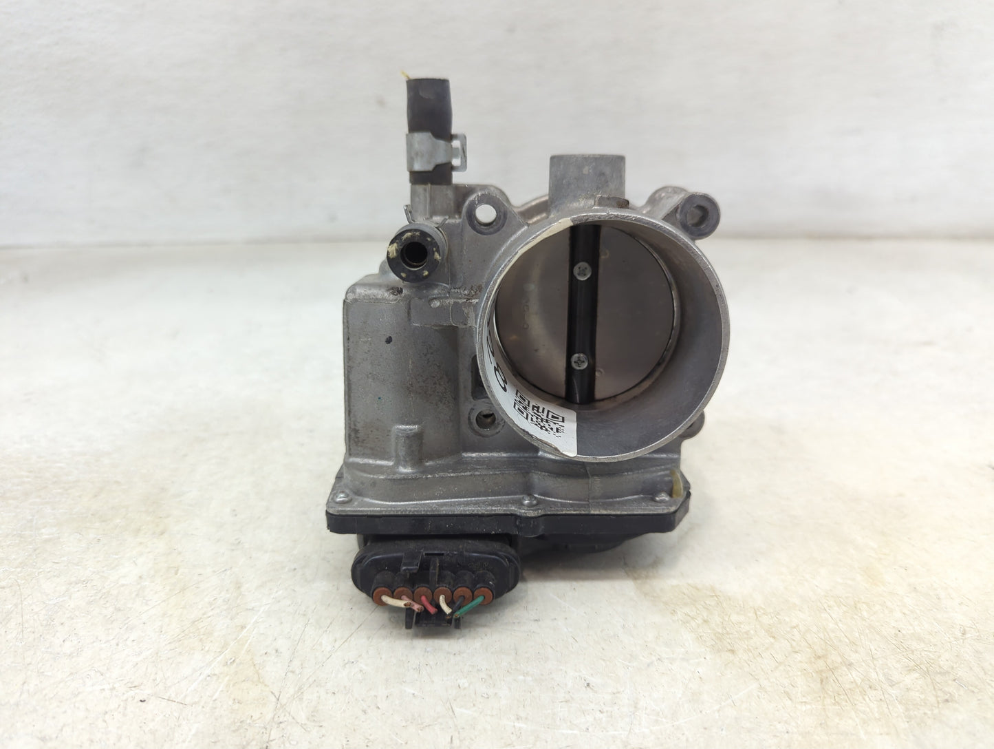 2013-2019 Nissan Sentra Throttle Body P/N:02027 5A14, 30 A60-01 Fits Fits 2013 2014 2015 2016 2017 2018 2019 OEM Used Auto P