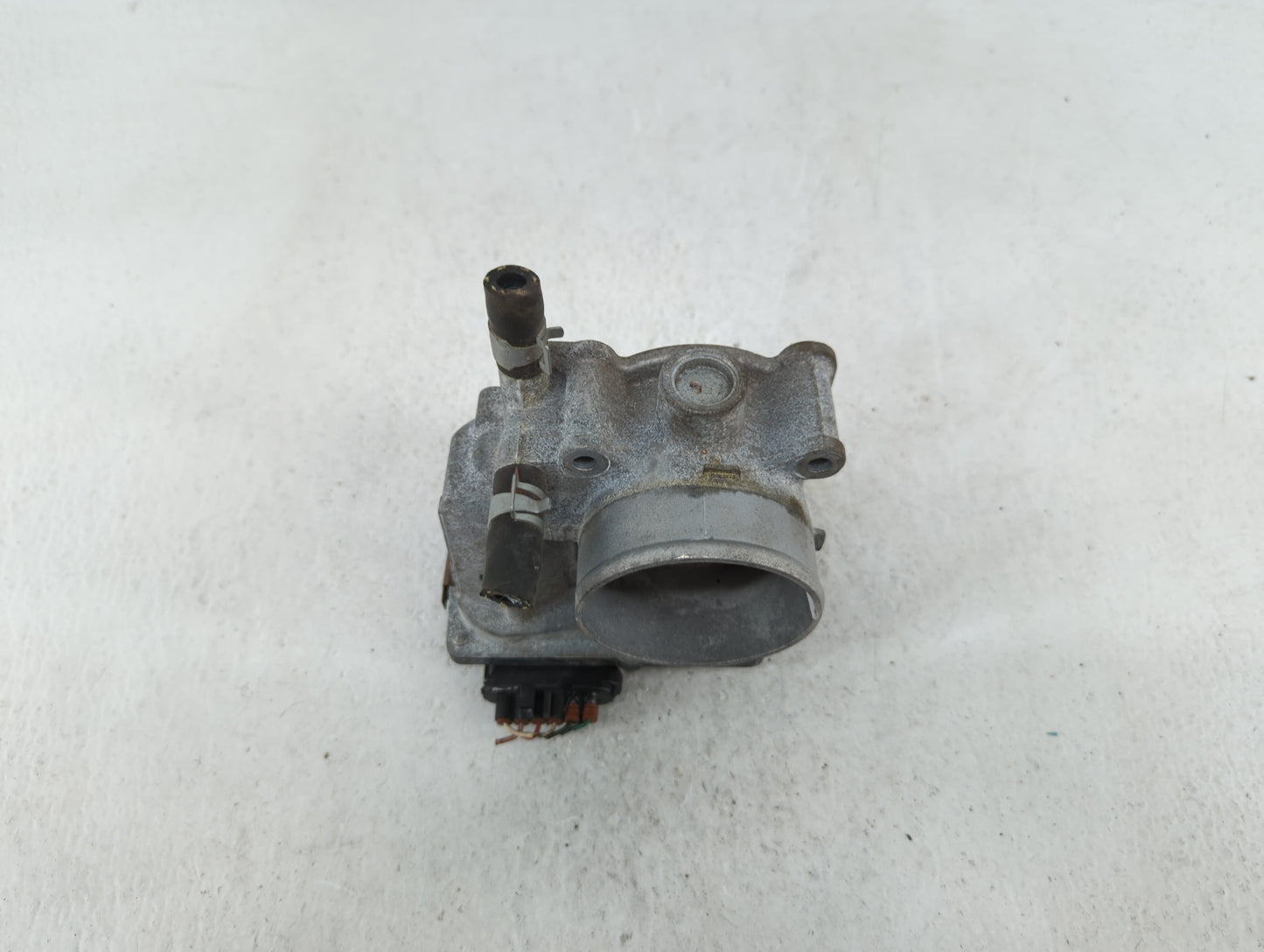 2013-2019 Nissan Sentra Throttle Body P/N:3RA60-01 C 3RA60-01 E, 3RA60-01 D Fits Fits 2013 2014 2015 2016 2017 2018 2019 OEM