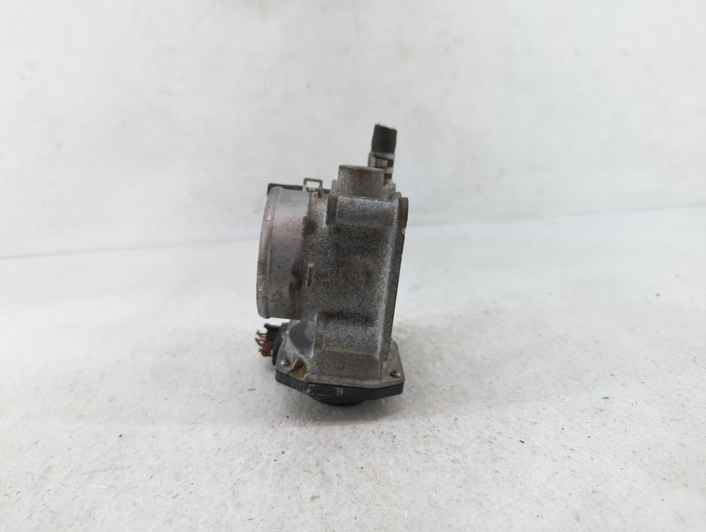2013-2019 Nissan Sentra Throttle Body P/N:3RA60-01 C 3RA60-01 E, 3RA60-01 D Fits Fits 2013 2014 2015 2016 2017 2018 2019 OEM