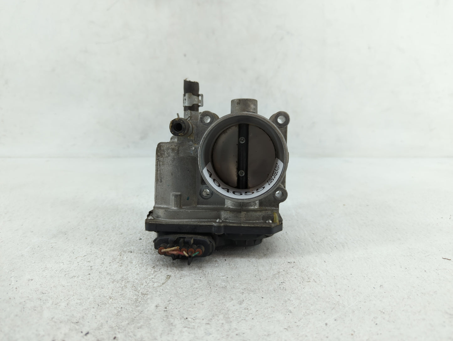 2013-2019 Nissan Sentra Throttle Body P/N:3RA60-01 C 3RA60-01 E, 3RA60-01 D Fits Fits 2013 2014 2015 2016 2017 2018 2019 OEM