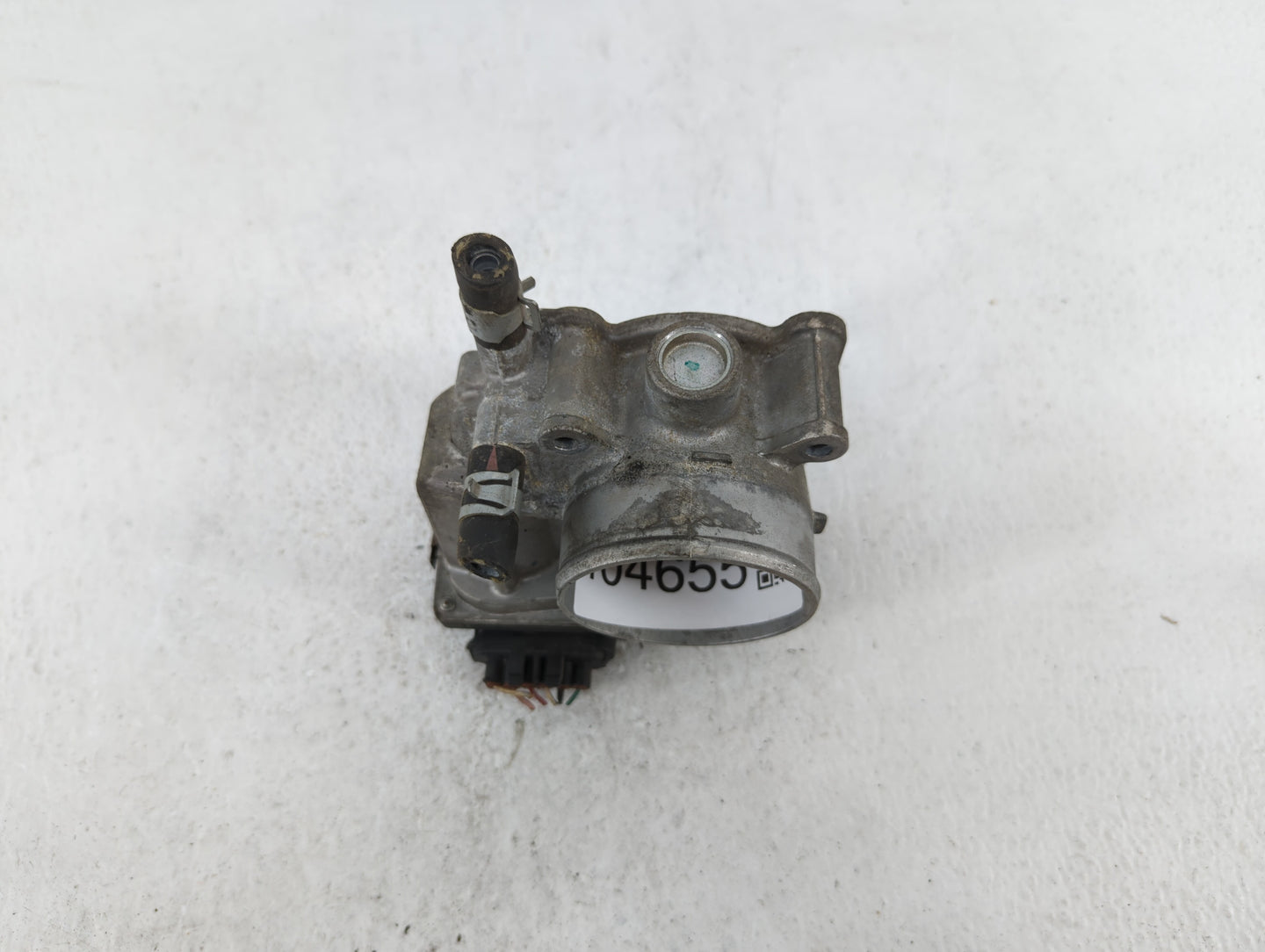 2013-2019 Nissan Sentra Throttle Body P/N:3RA60-01 C 3RA60-01 E, 3RA60-01 D Fits Fits 2013 2014 2015 2016 2017 2018 2019 OEM
