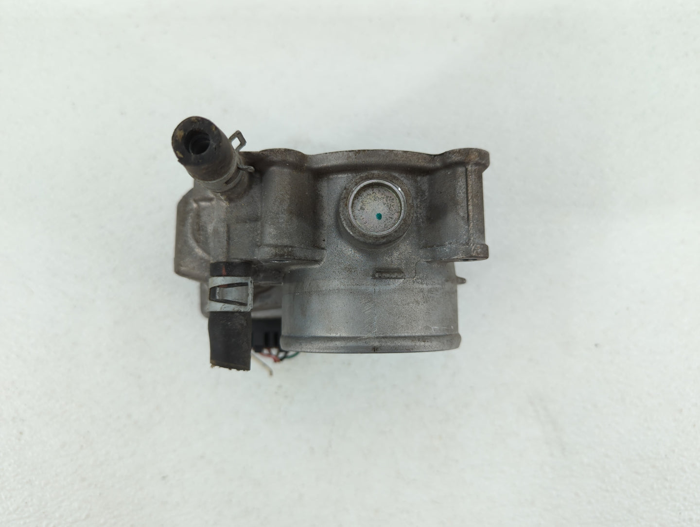 2013-2019 Nissan Sentra Throttle Body P/N:3RA60-01 C 3RA60-01 E, 3RA60-01 D Fits Fits 2013 2014 2015 2016 2017 2018 2019 OEM