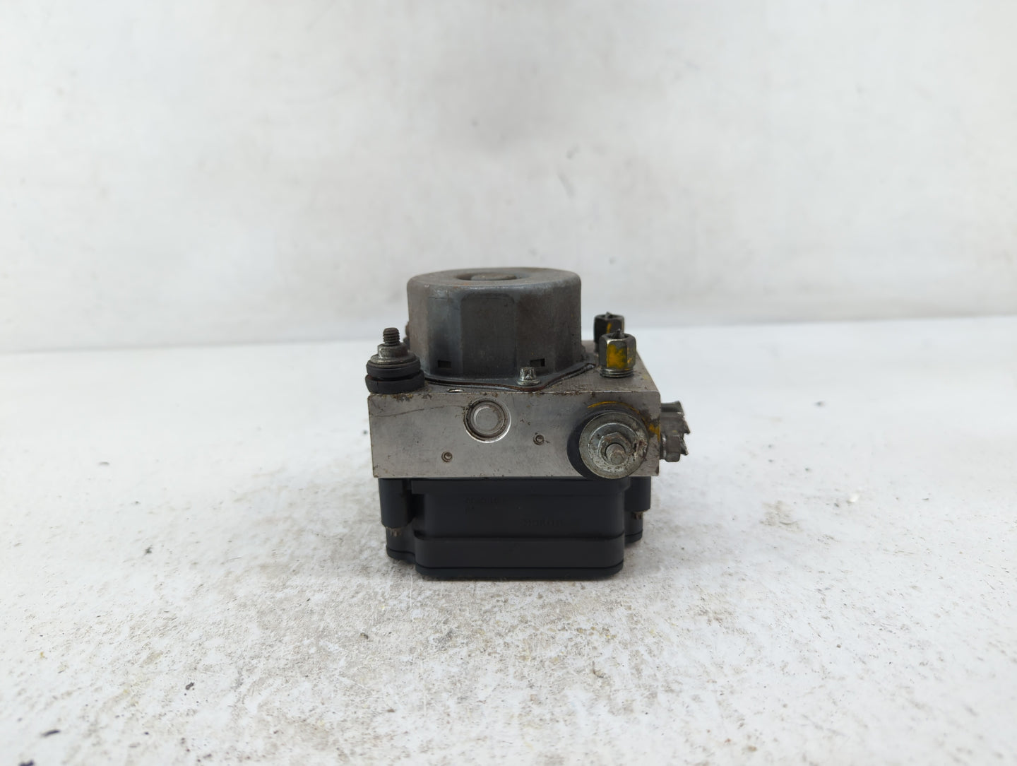 2015 Nissan Sentra ABS Pump Control Module Replacement P/N:47660 9AN2A 47660 9AN0A Fits OEM Used Auto Parts - Oemusedautopar