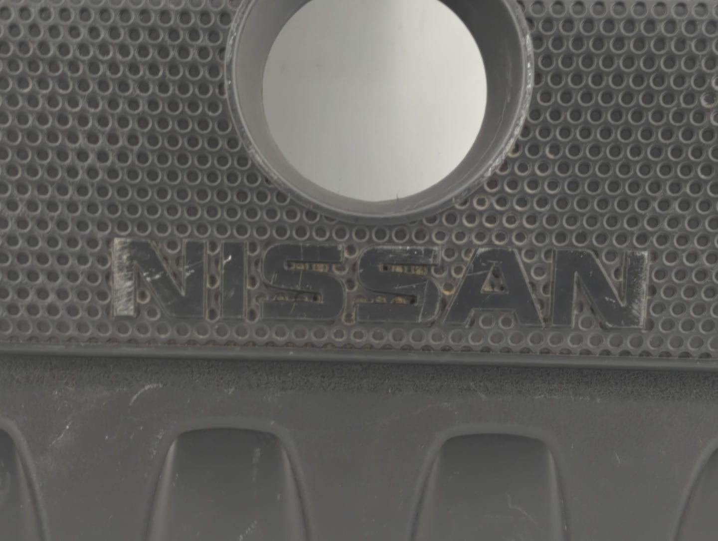2015 Nissan Sentra Engine Cover - Oemusedautoparts1.com