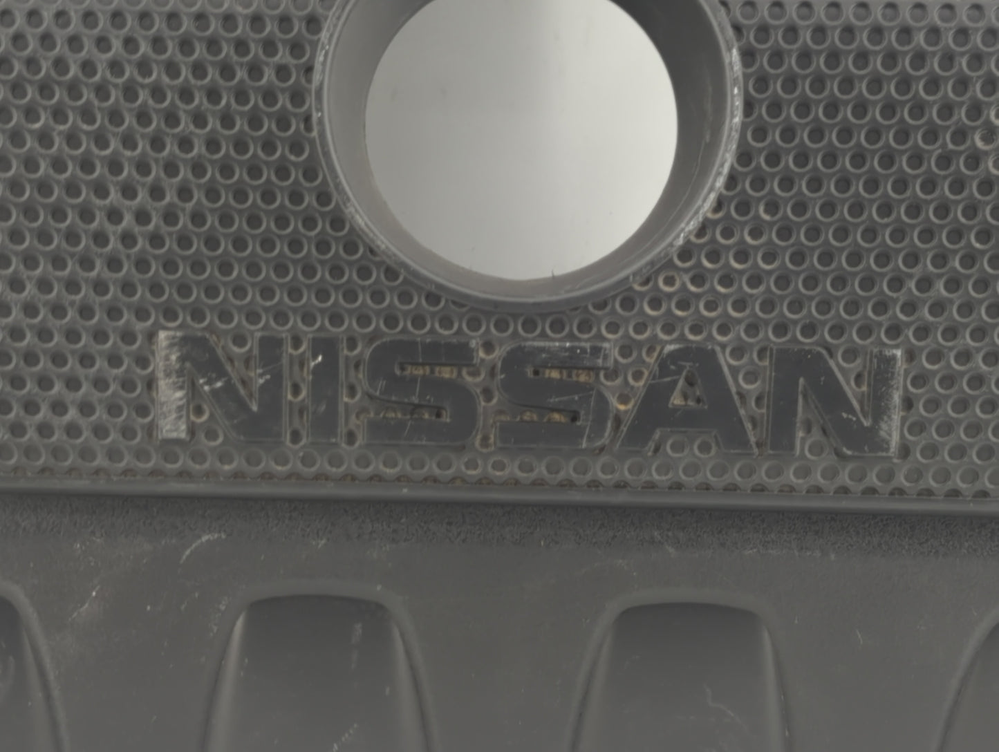 2015 Nissan Sentra Engine Cover - Oemusedautoparts1.com