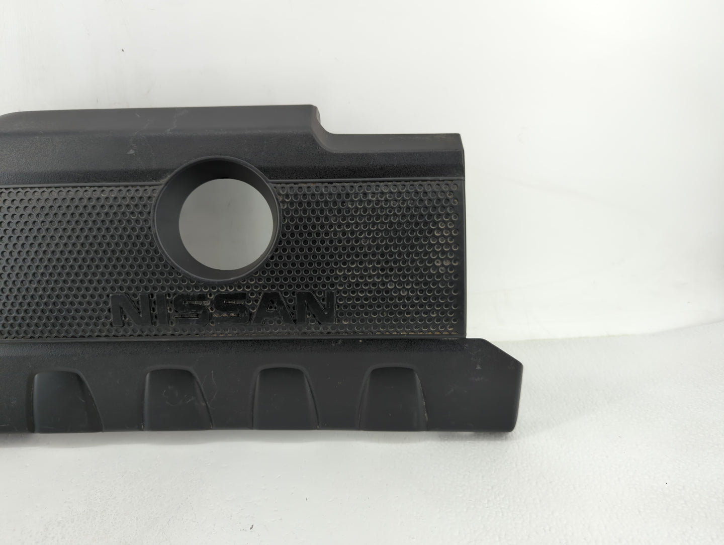 2015 Nissan Sentra Engine Cover - Oemusedautoparts1.com