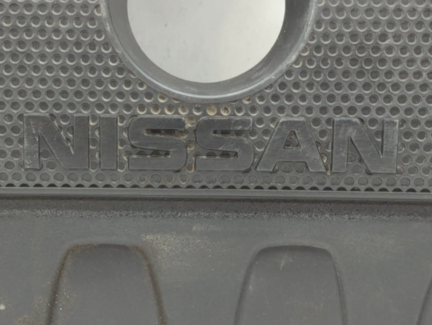 2015 Nissan Sentra Engine Cover - Oemusedautoparts1.com