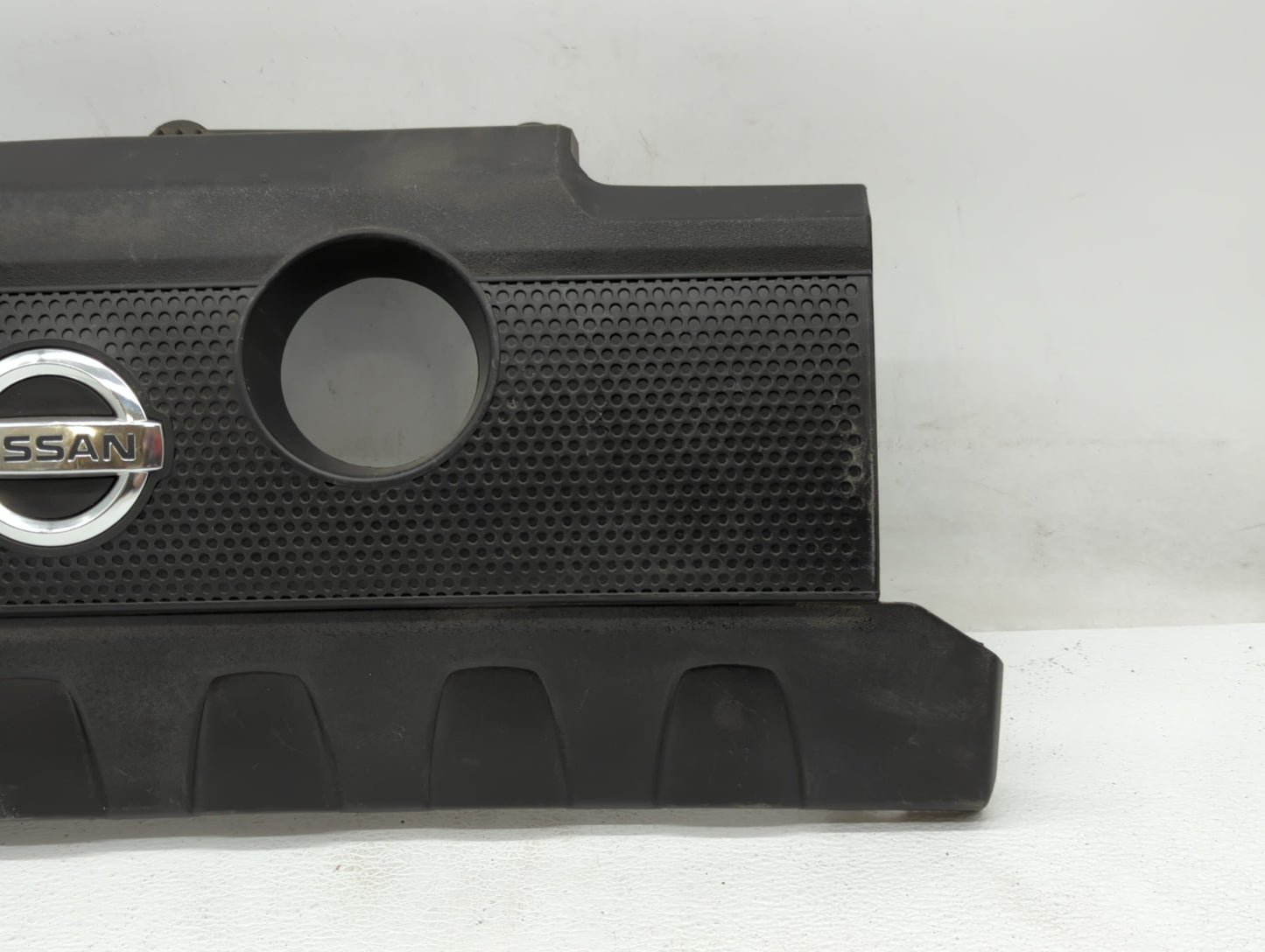 2015 Nissan Sentra Engine Cover - Oemusedautoparts1.com