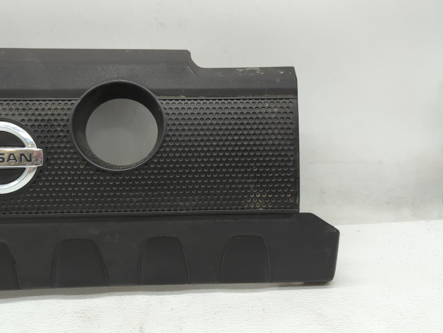 2015 Nissan Sentra Engine Cover - Oemusedautoparts1.com