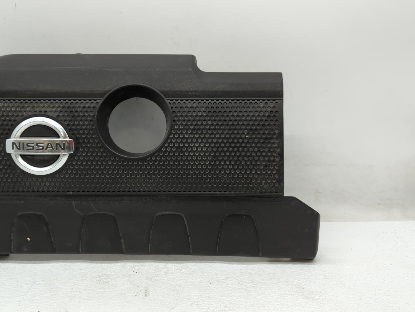 2015 Nissan Sentra Engine Cover - Oemusedautoparts1.com