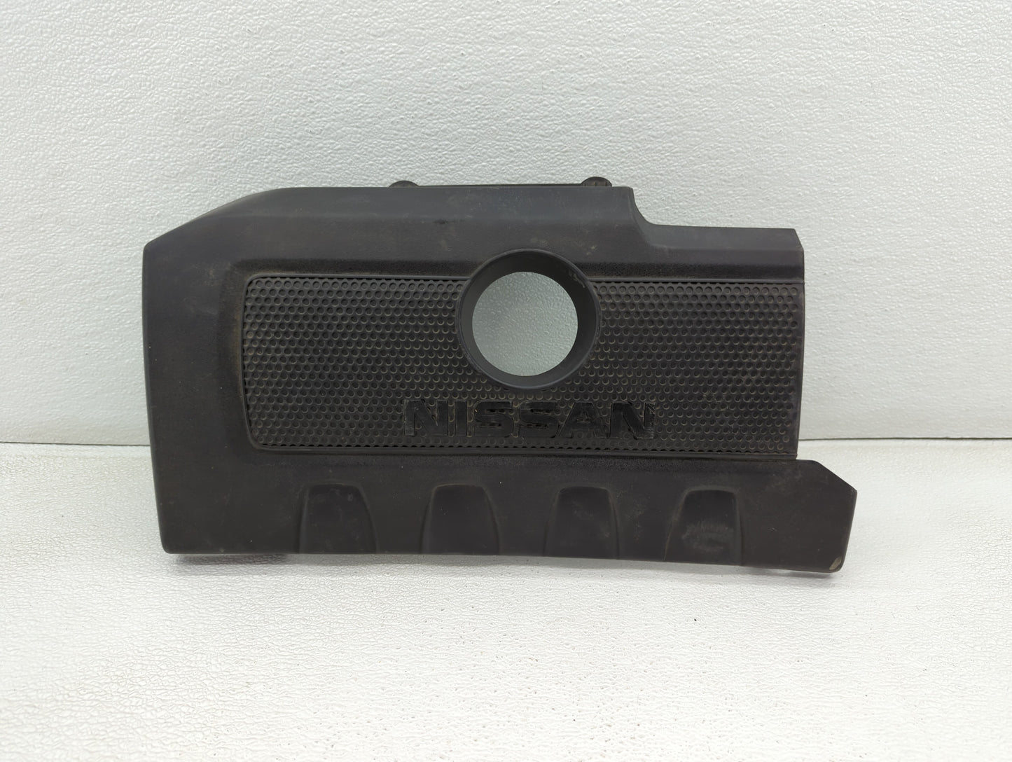 2015 Nissan Sentra Engine Cover - Oemusedautoparts1.com