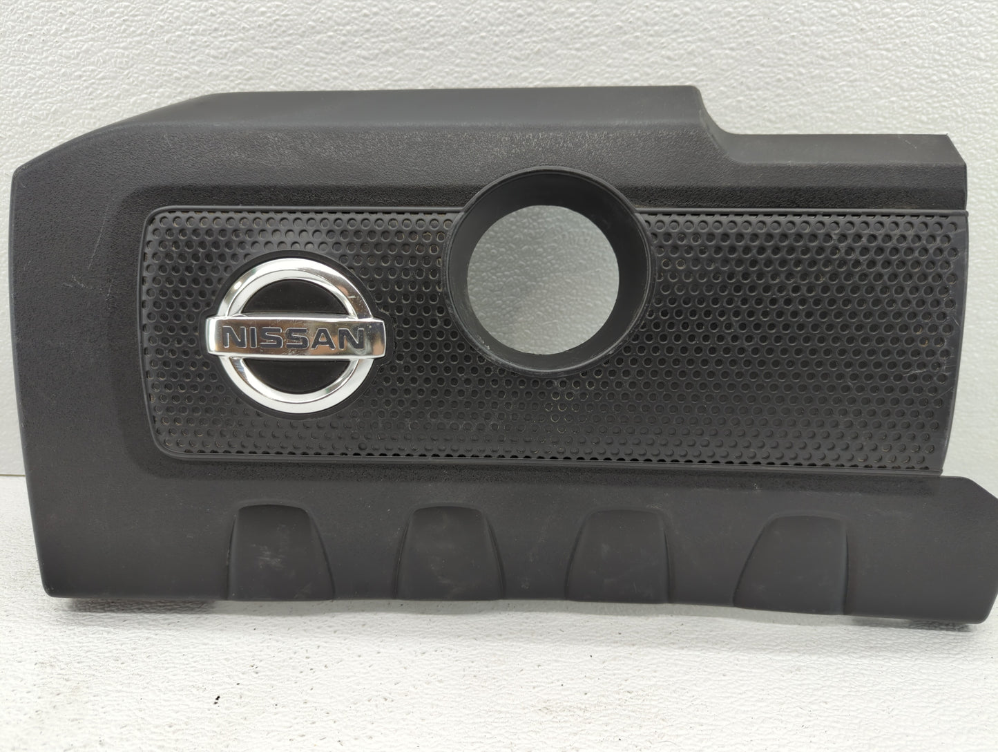 2015 Nissan Sentra Engine Cover - Oemusedautoparts1.com