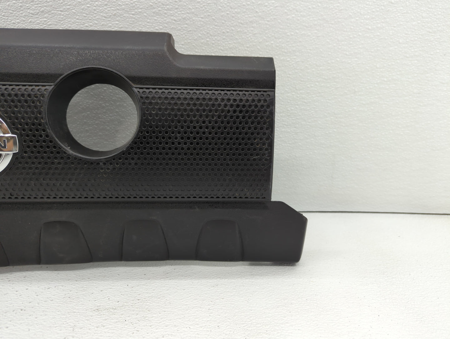 2015 Nissan Sentra Engine Cover - Oemusedautoparts1.com