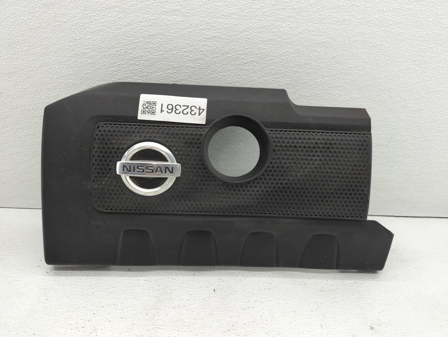 2015 Nissan Sentra Engine Cover - Oemusedautoparts1.com