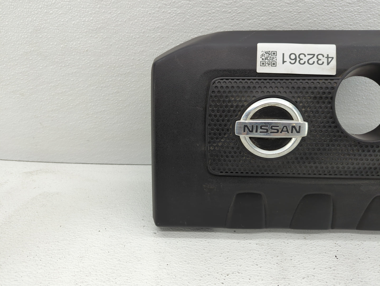 2015 Nissan Sentra Engine Cover - Oemusedautoparts1.com