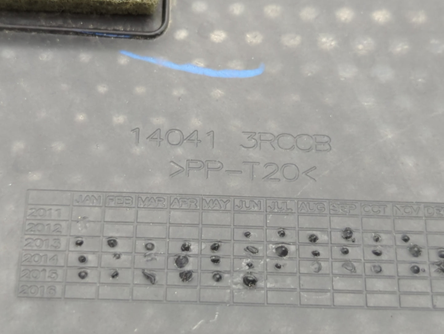 2015 Nissan Sentra Engine Cover - Oemusedautoparts1.com
