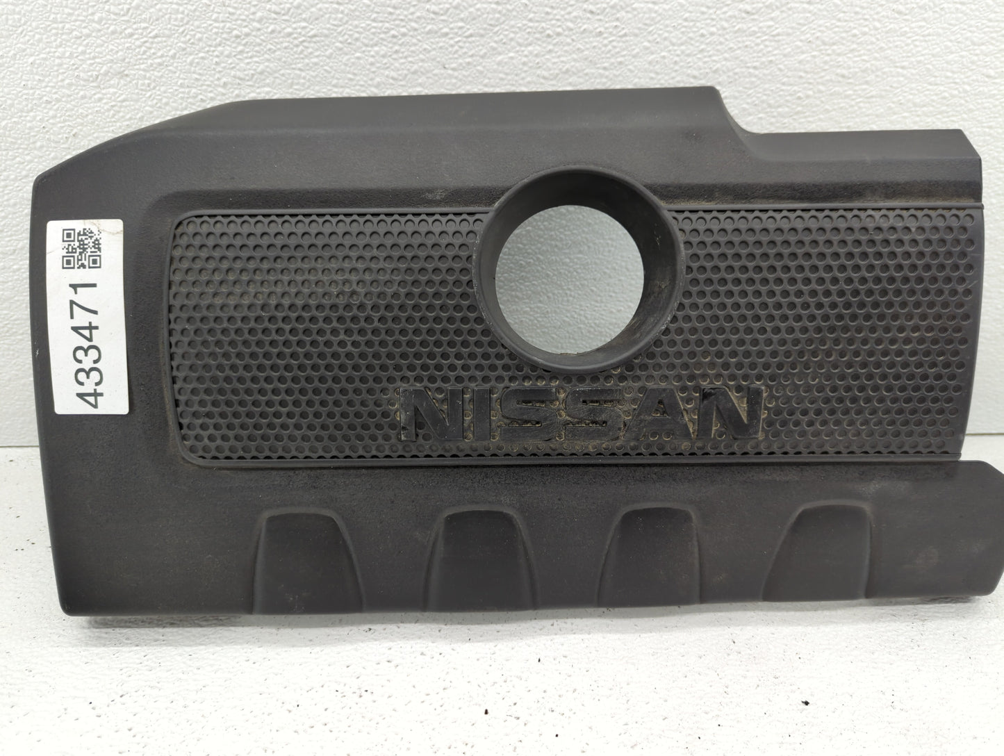 2015 Nissan Sentra Engine Cover - Oemusedautoparts1.com