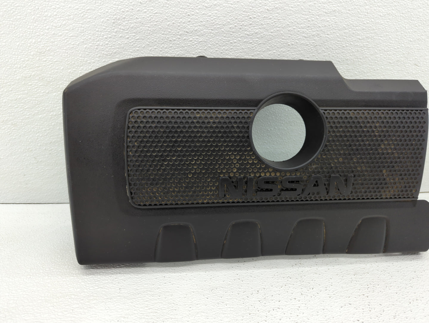 2015 Nissan Sentra Engine Cover - Oemusedautoparts1.com