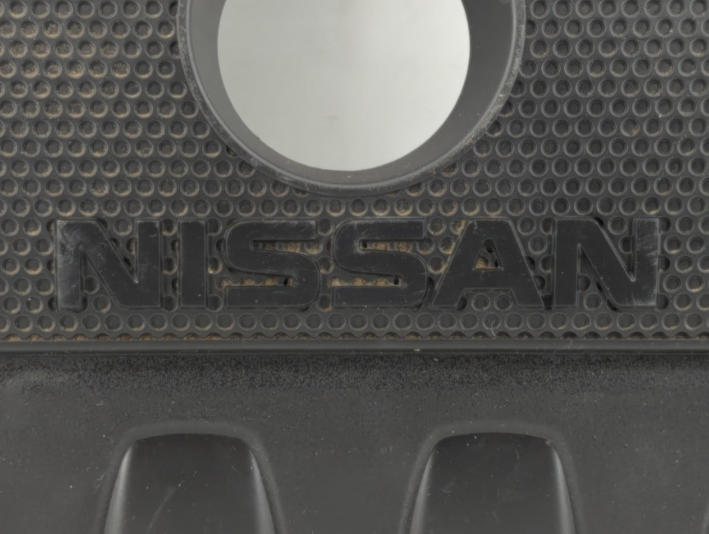 2015 Nissan Sentra Engine Cover - Oemusedautoparts1.com