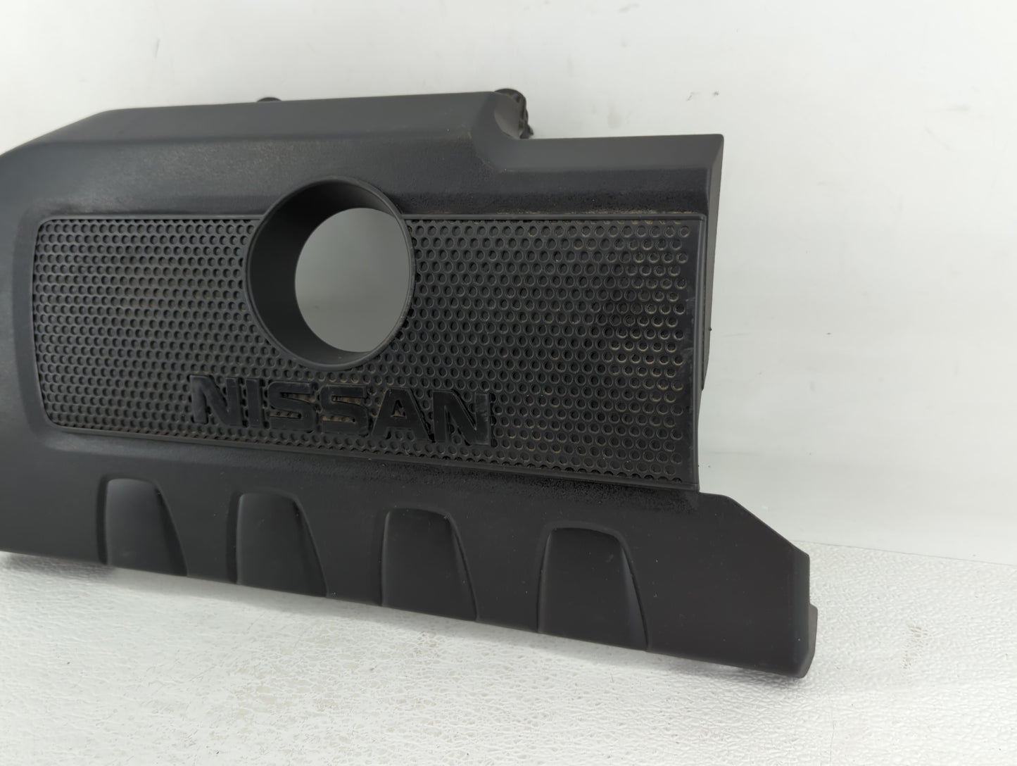 2015 Nissan Sentra Engine Cover - Oemusedautoparts1.com