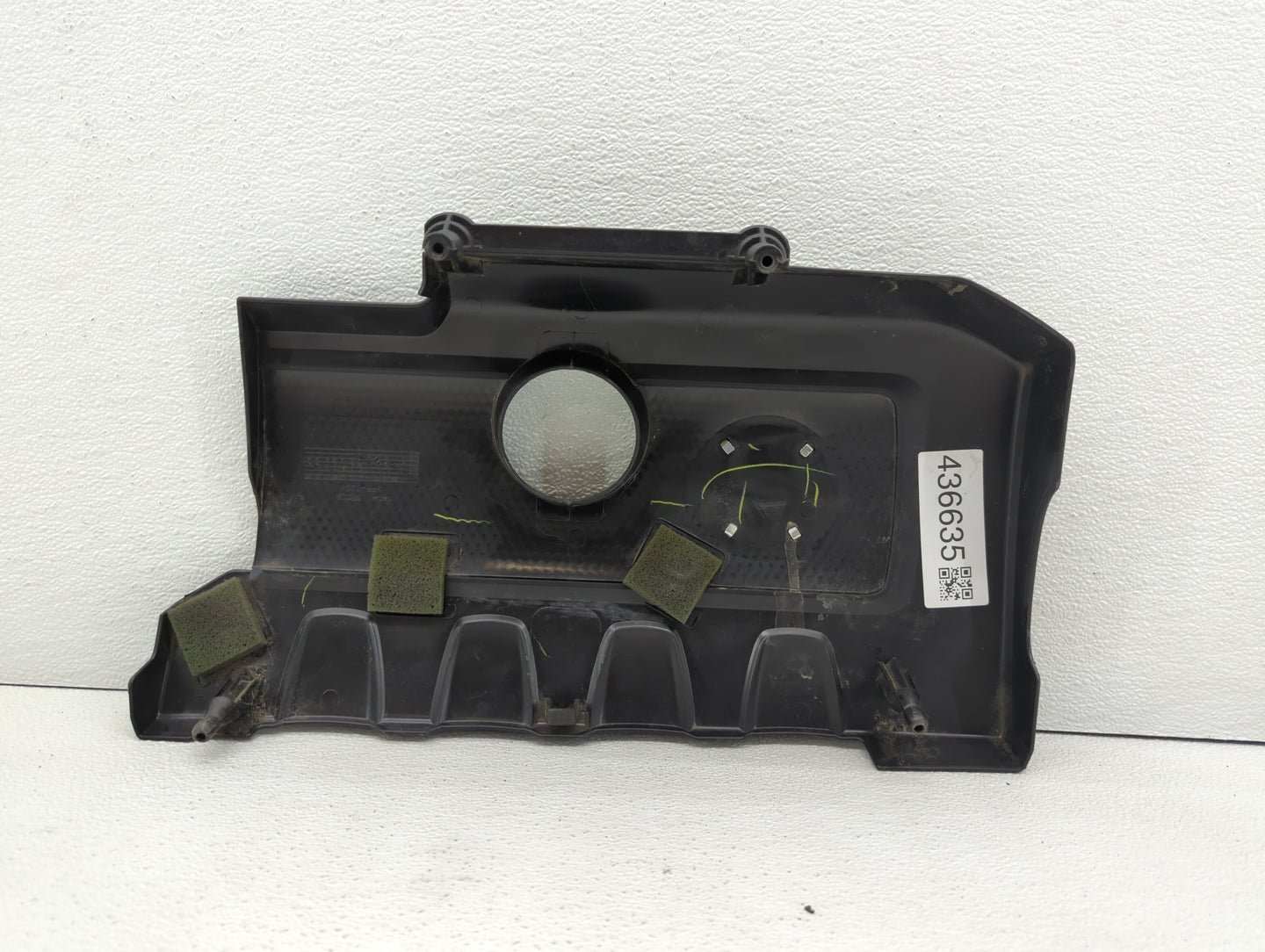 2015 Nissan Sentra Engine Cover - Oemusedautoparts1.com