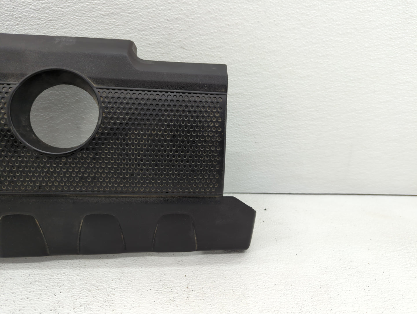 2015 Nissan Sentra Engine Cover - Oemusedautoparts1.com