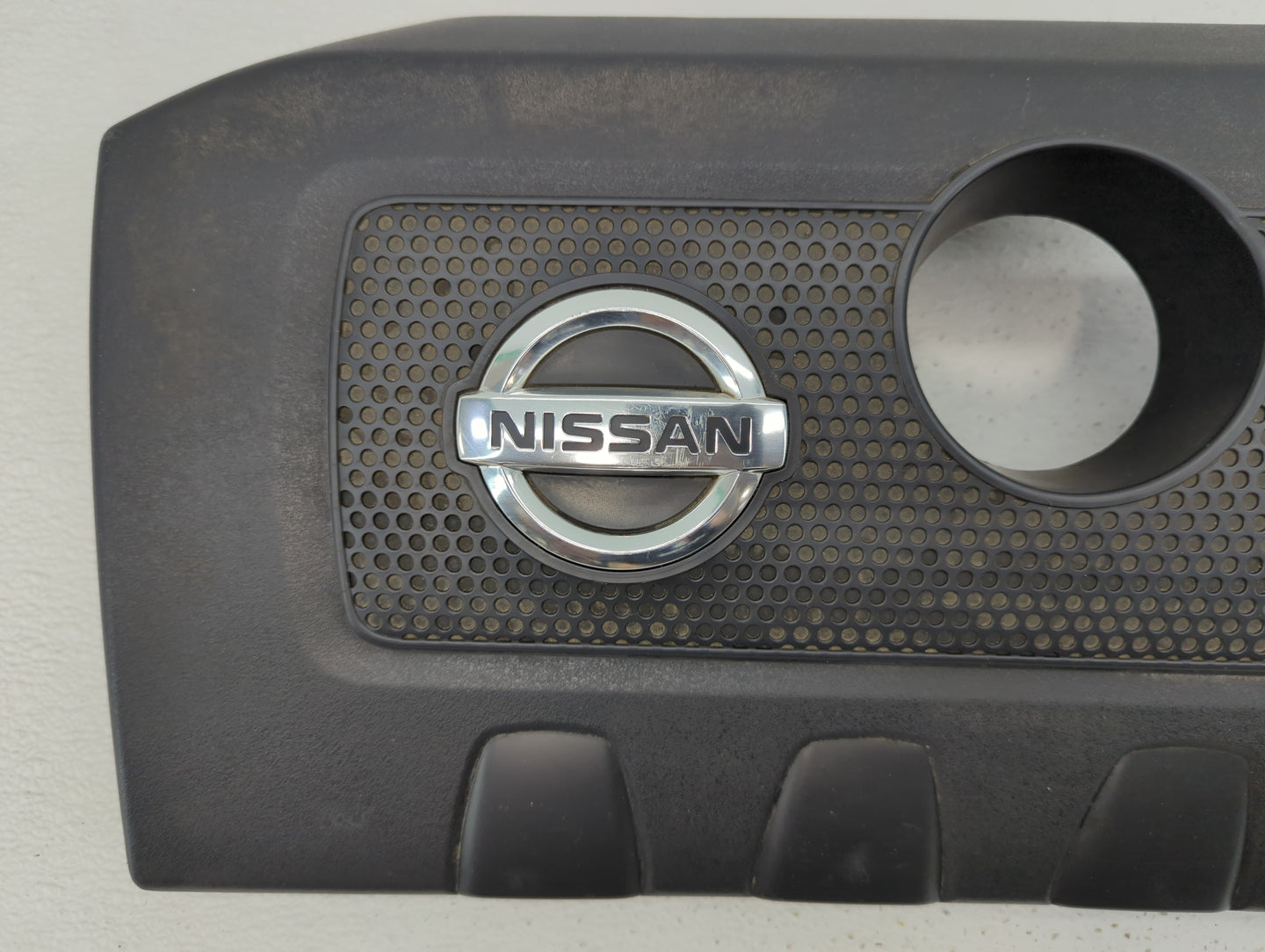 2015 Nissan Sentra Engine Cover - Oemusedautoparts1.com