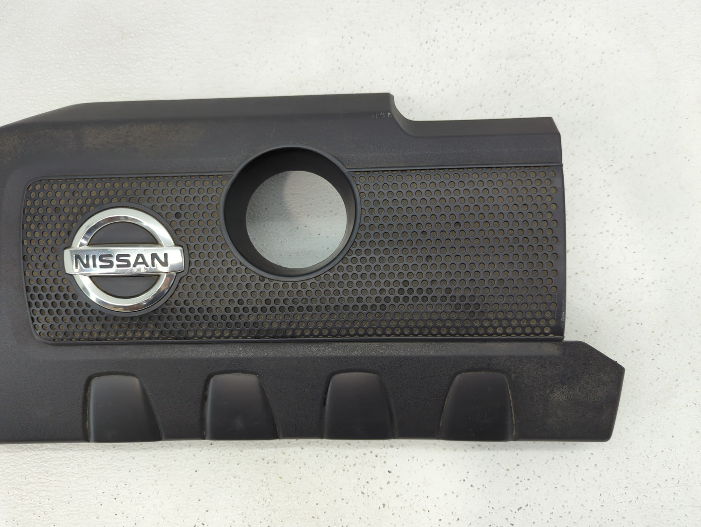 2015 Nissan Sentra Engine Cover - Oemusedautoparts1.com