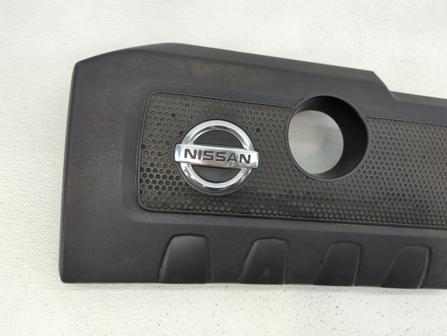 2015 Nissan Sentra Engine Cover - Oemusedautoparts1.com
