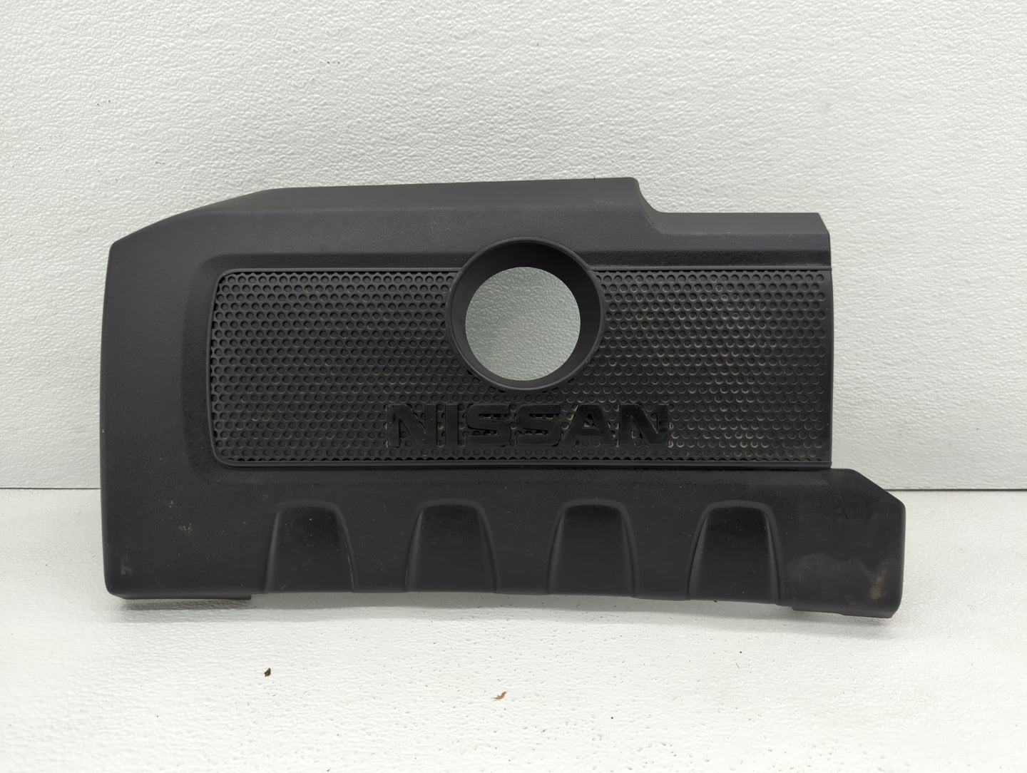 2015 Nissan Sentra Engine Cover - Oemusedautoparts1.com