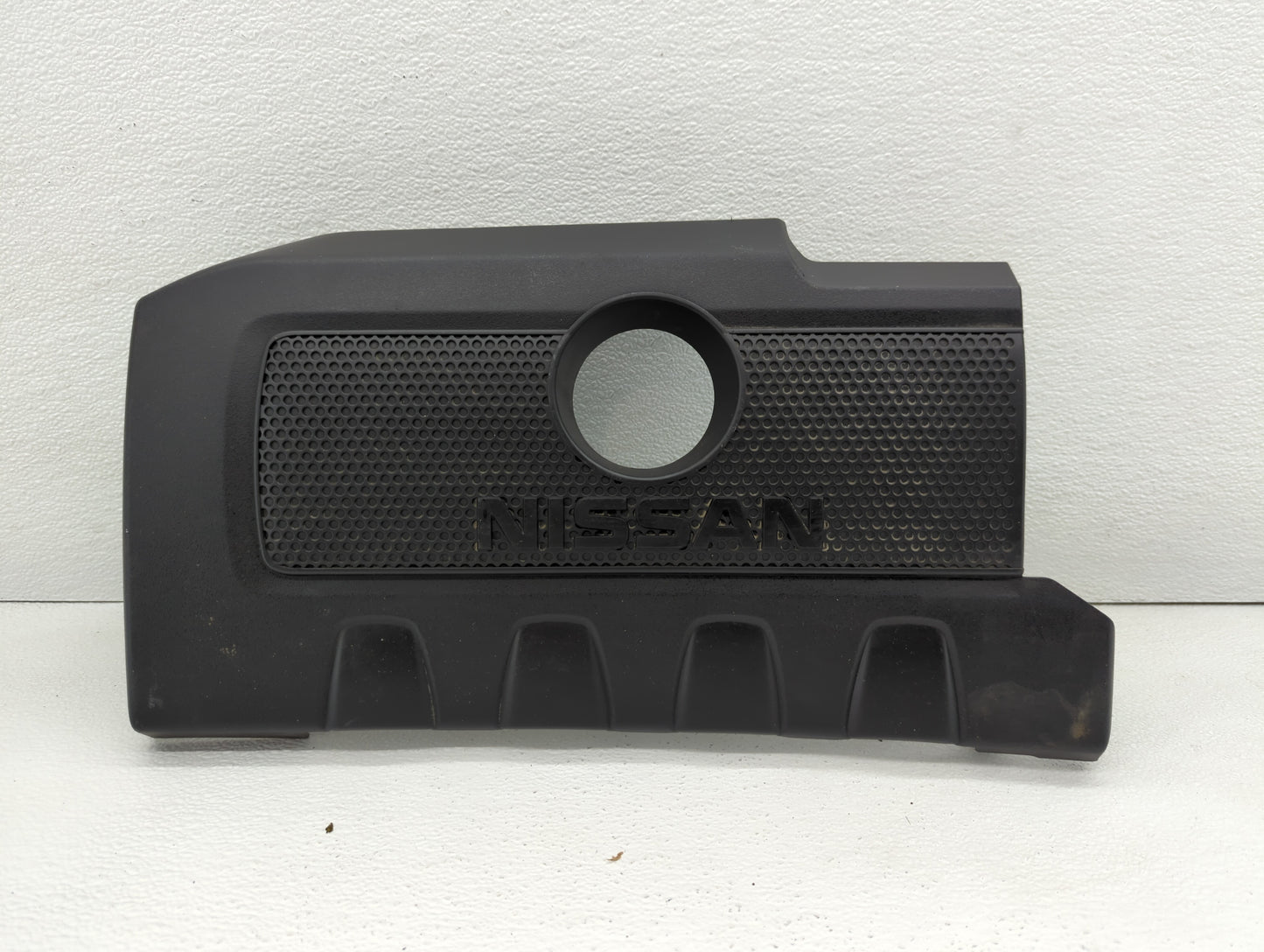 2015 Nissan Sentra Engine Cover - Oemusedautoparts1.com