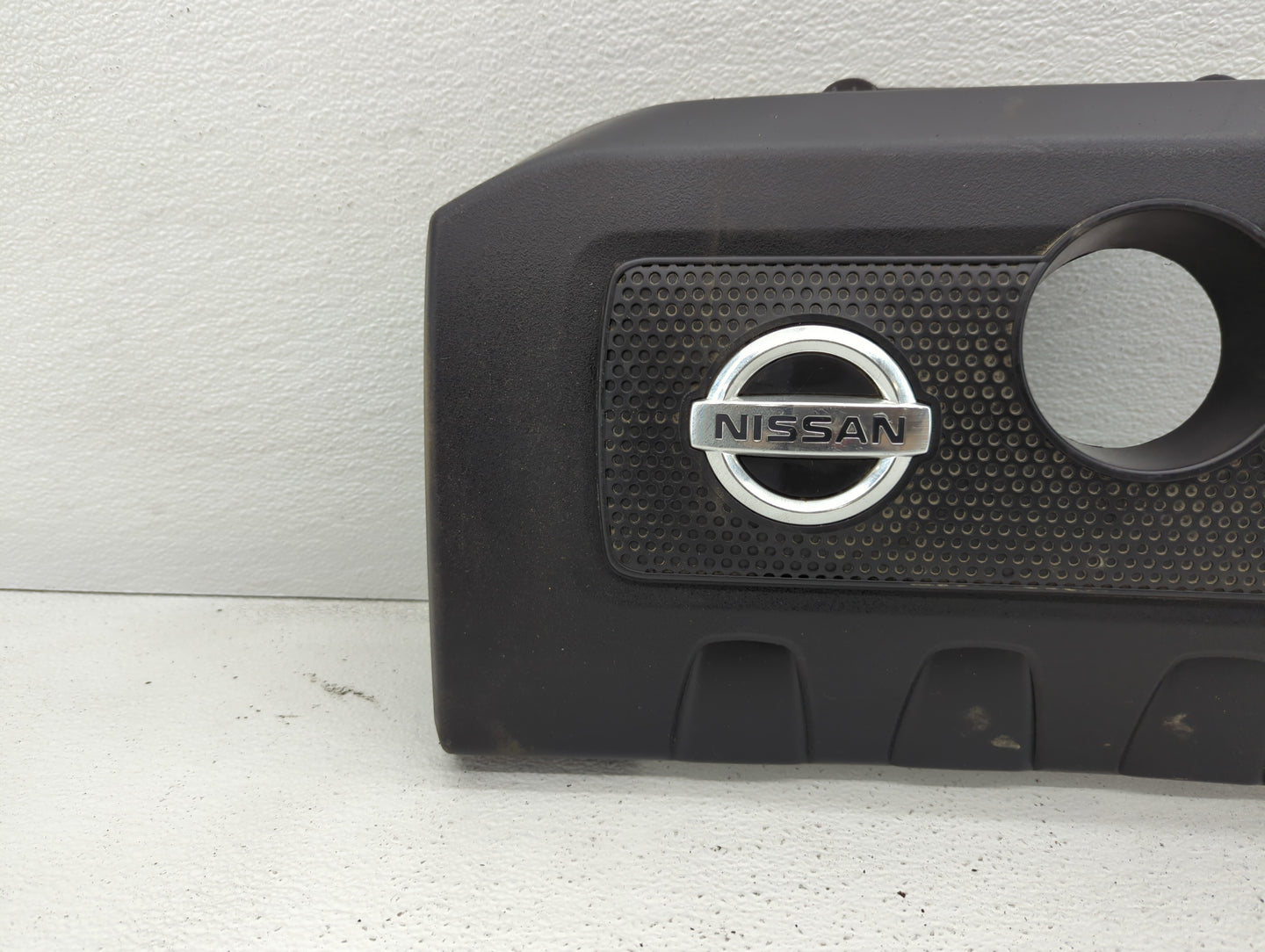 2015 Nissan Sentra Engine Cover - Oemusedautoparts1.com