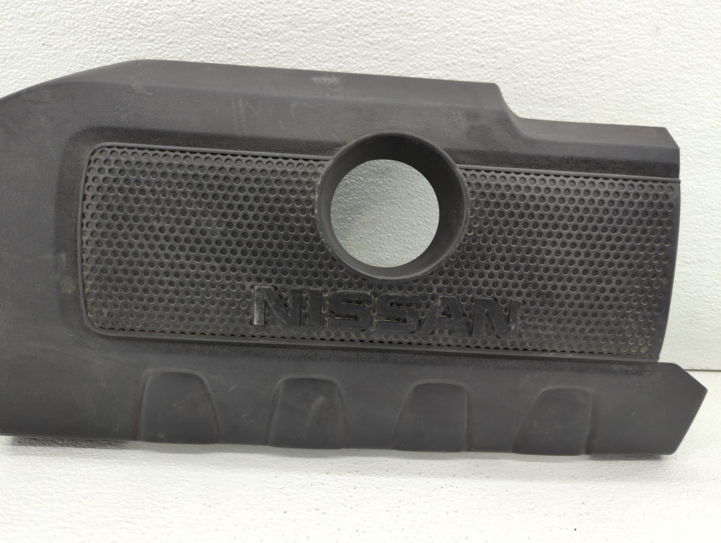2015 Nissan Sentra Engine Cover - Oemusedautoparts1.com