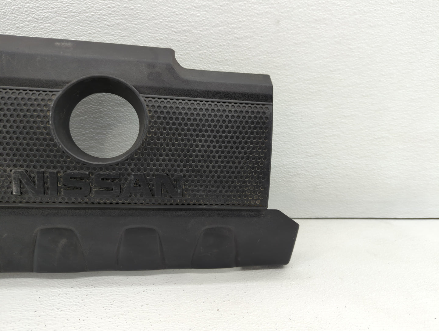 2015 Nissan Sentra Engine Cover - Oemusedautoparts1.com