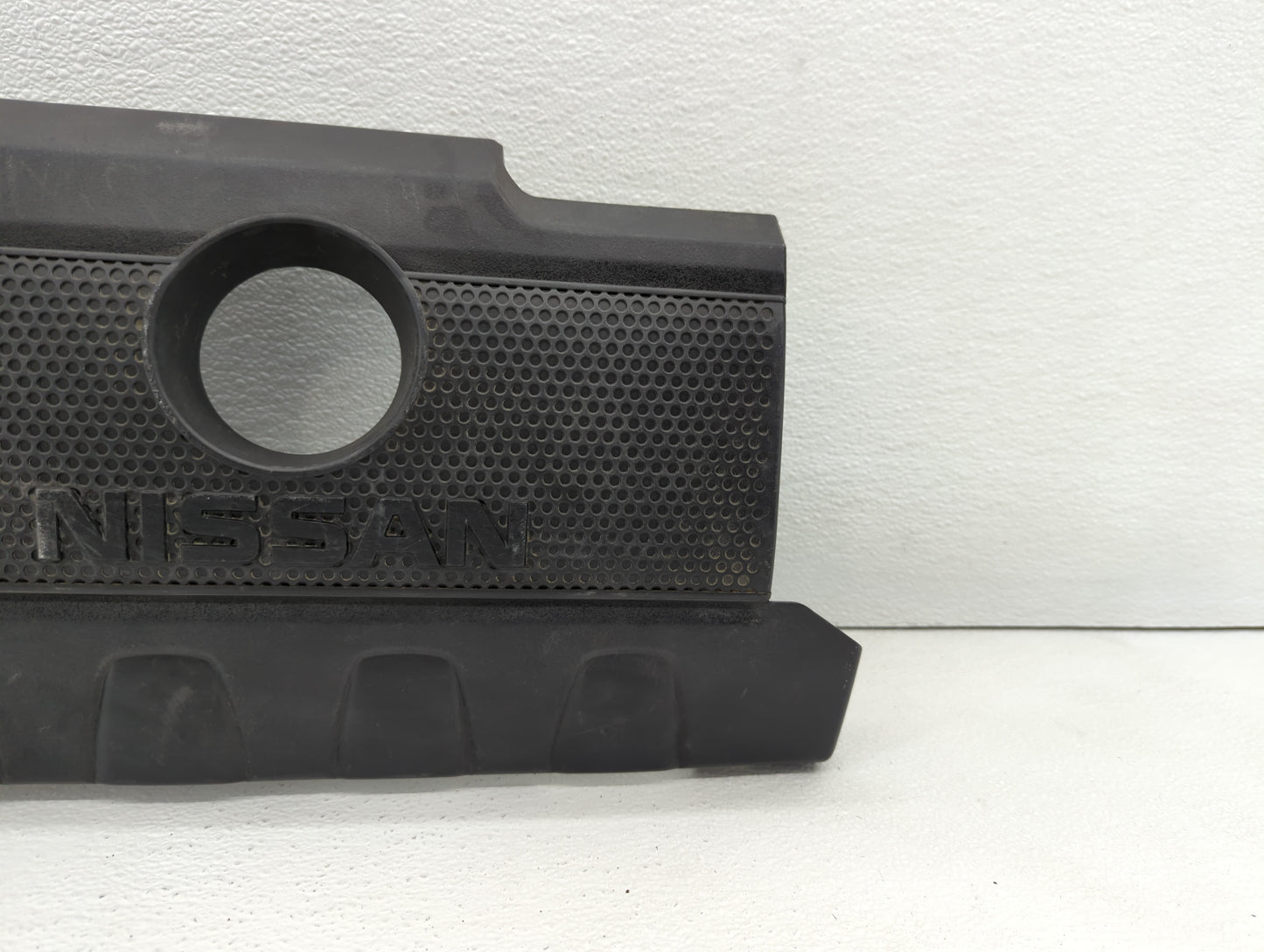 2015 Nissan Sentra Engine Cover - Oemusedautoparts1.com