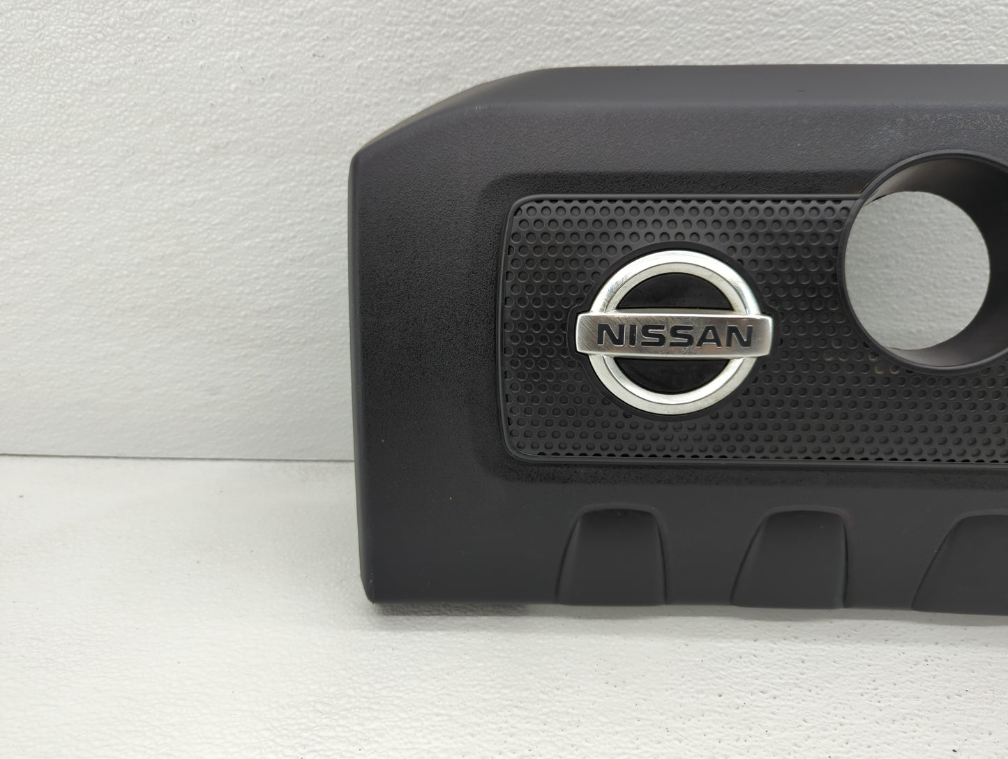 2015 Nissan Sentra Engine Cover - Oemusedautoparts1.com
