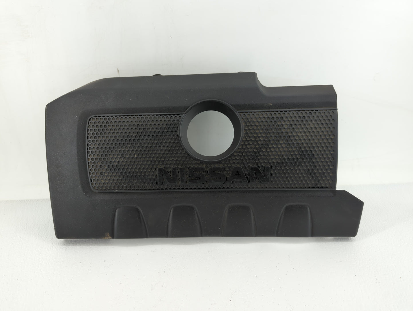 2015 Nissan Sentra Engine Cover - Oemusedautoparts1.com