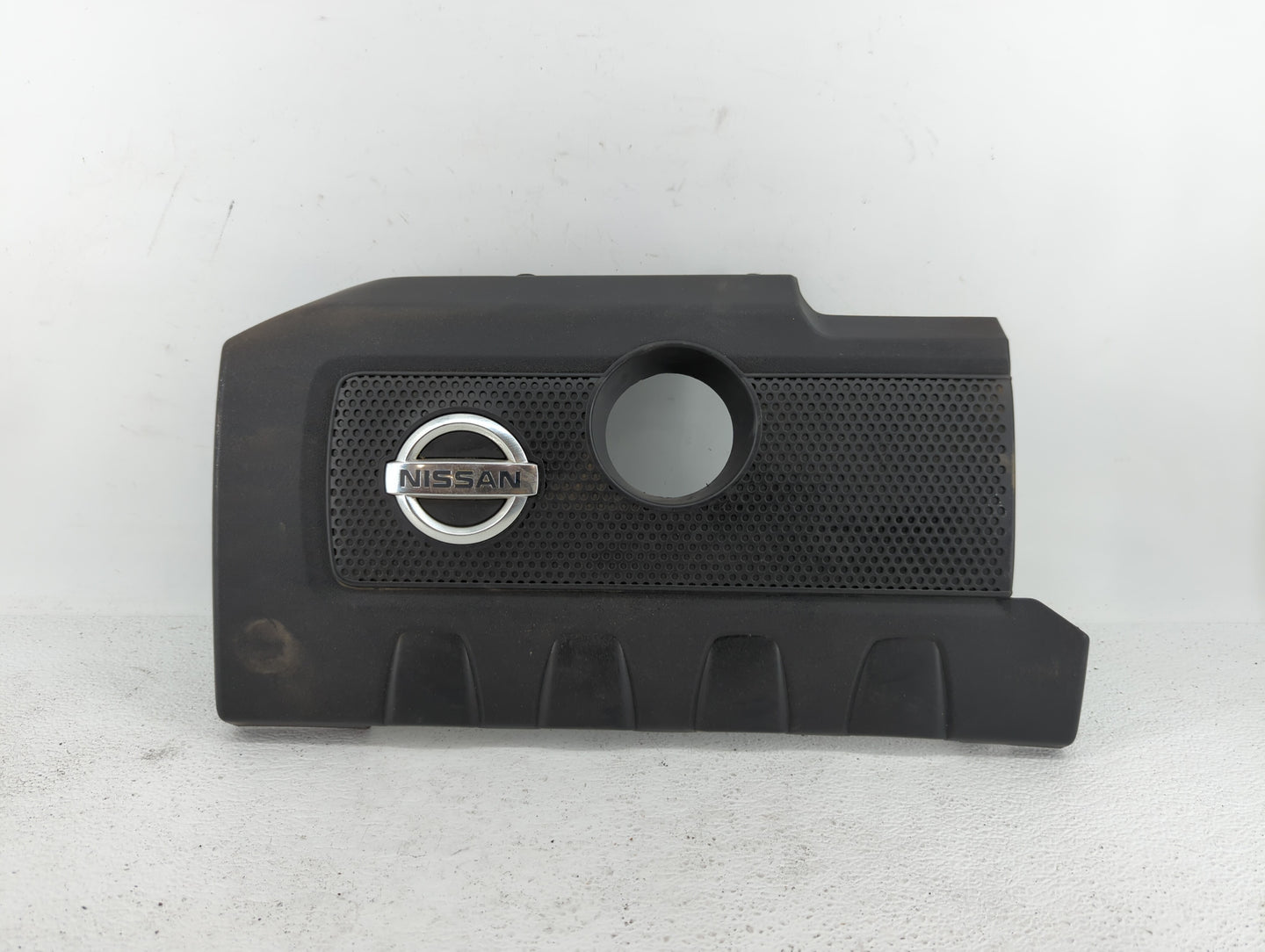 2015 Nissan Sentra Engine Cover - Oemusedautoparts1.com