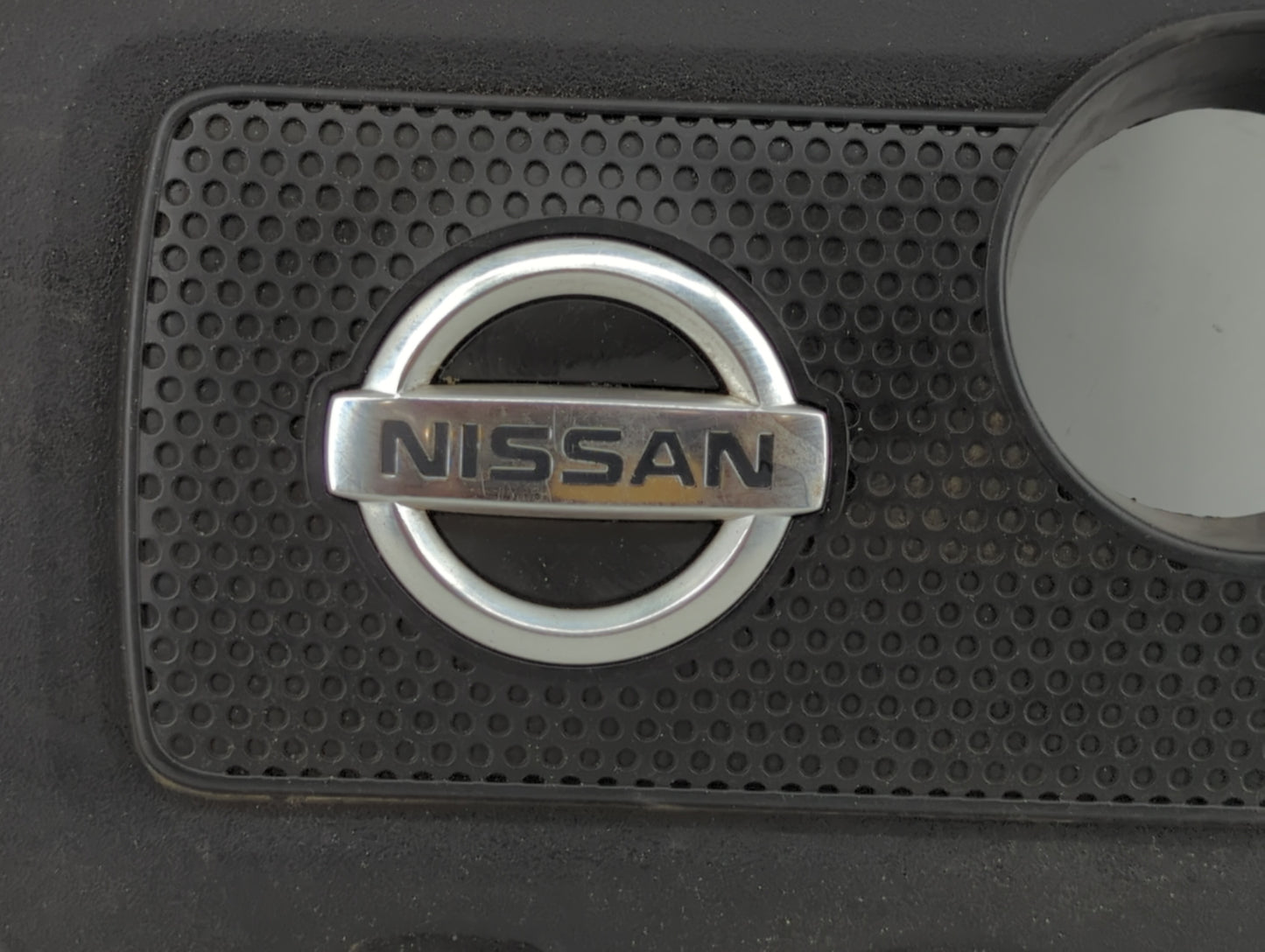 2015 Nissan Sentra Engine Cover - Oemusedautoparts1.com