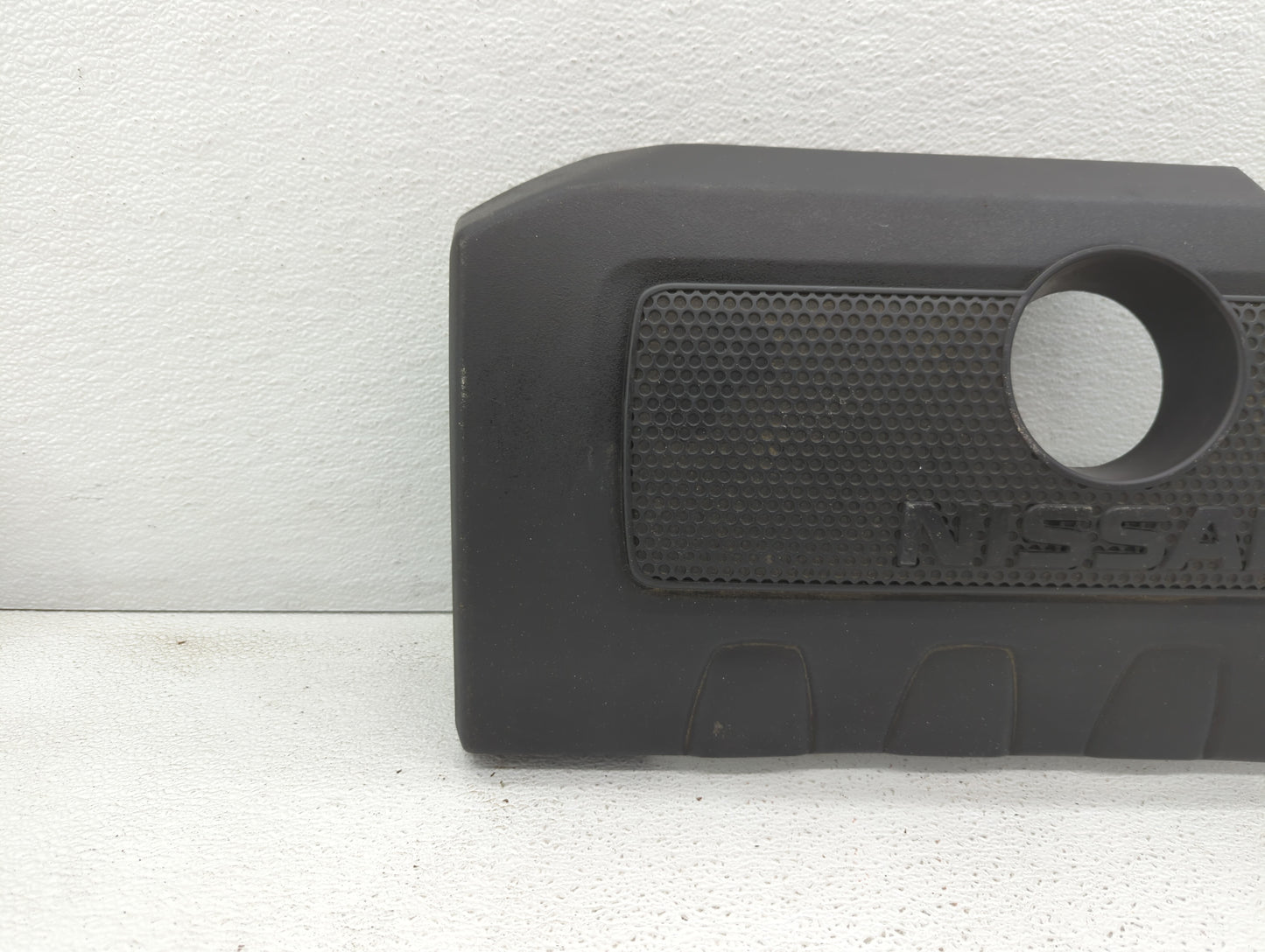 2015 Nissan Sentra Engine Cover - Oemusedautoparts1.com
