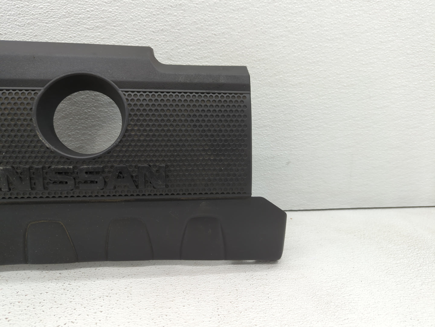 2015 Nissan Sentra Engine Cover - Oemusedautoparts1.com