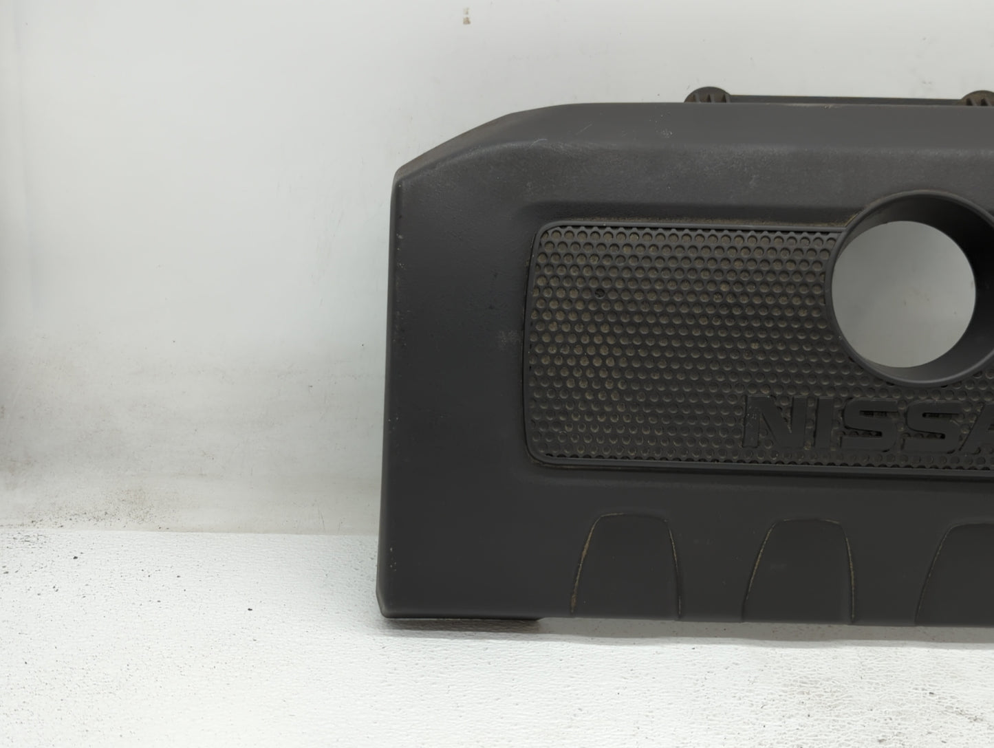 2015 Nissan Sentra Engine Cover - Oemusedautoparts1.com